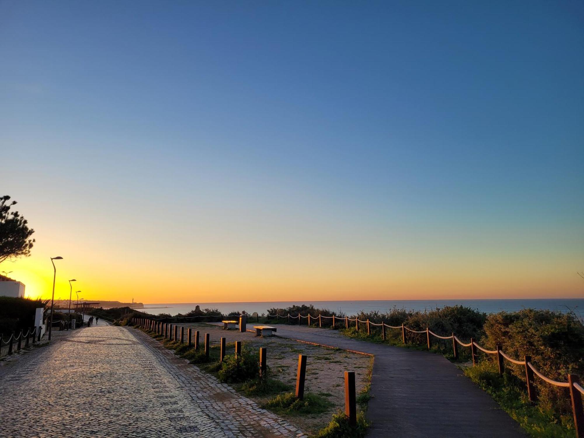 O Wow Sunset Beach And Cliffs View Portimão Exteriör bild