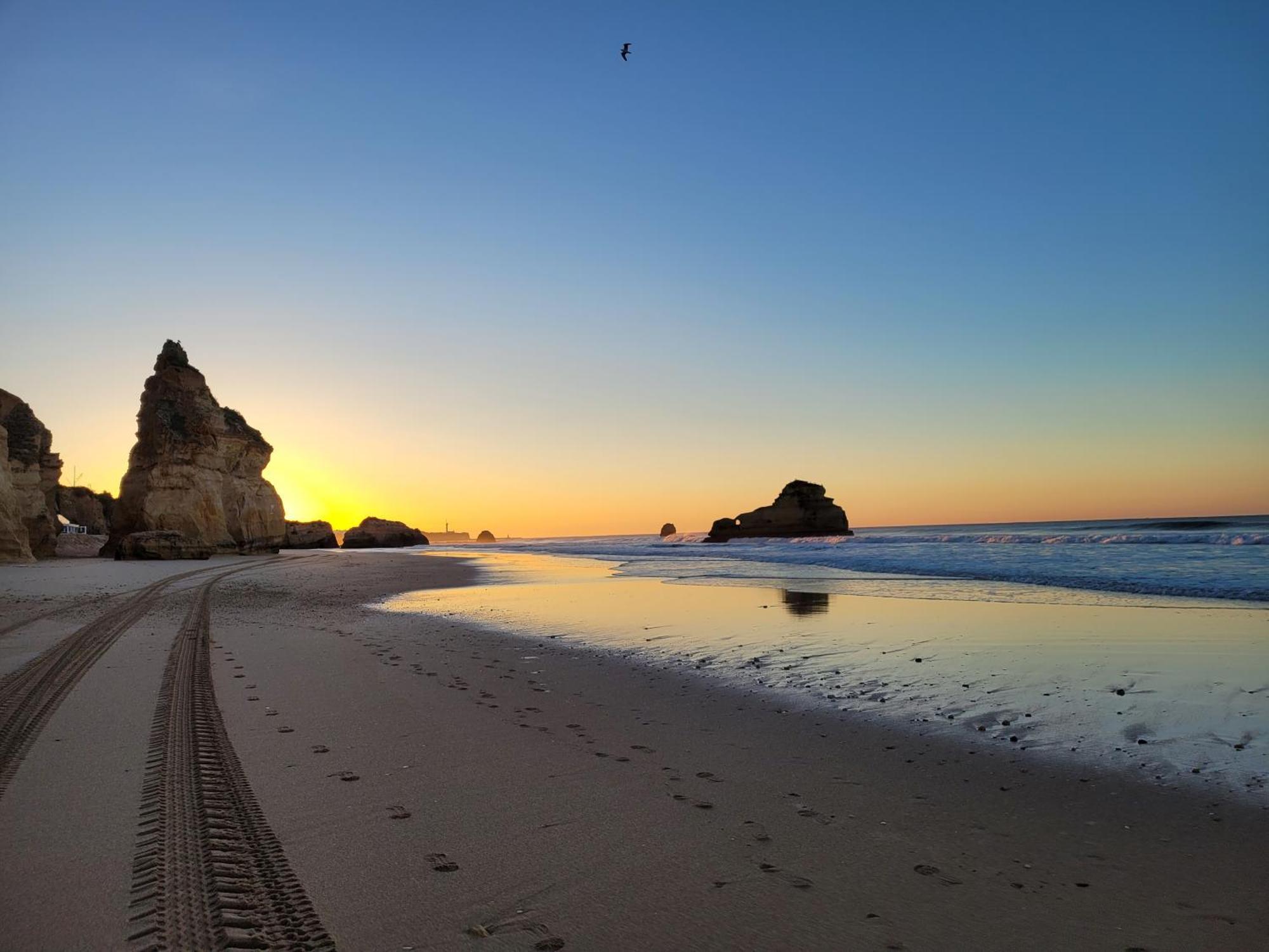 O Wow Sunset Beach And Cliffs View Portimão Exteriör bild
