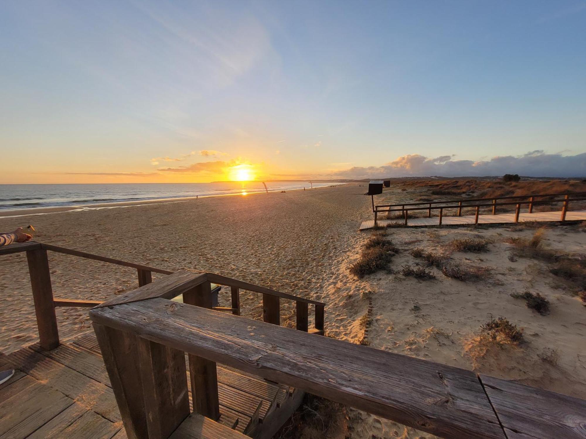 O Wow Sunset Beach And Cliffs View Portimão Exteriör bild